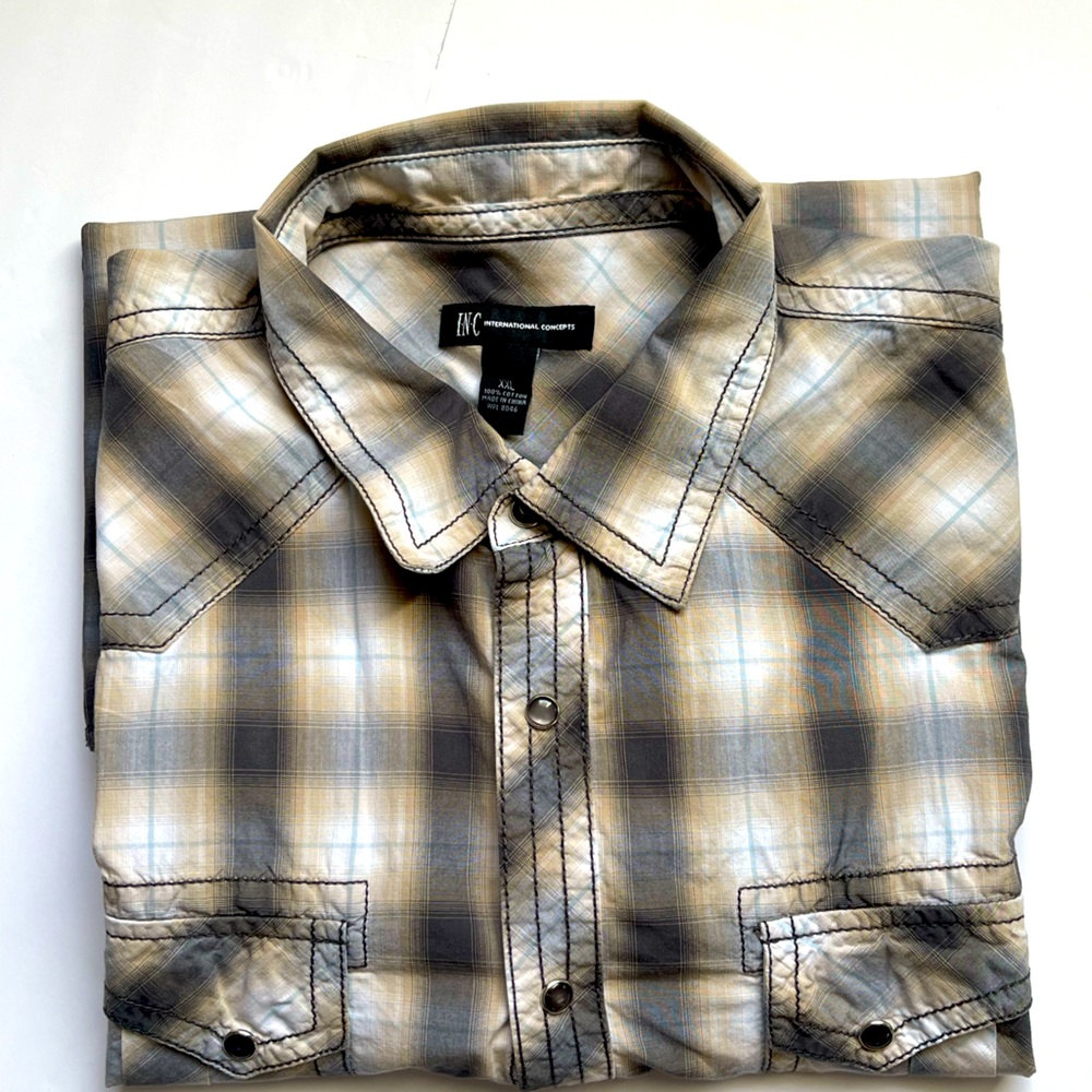 Men’s XXL Bottom up shirt shorts sleeves